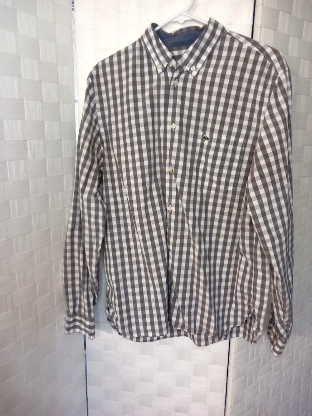 Lacoste Men's Plaid Button Down - Medium / 40